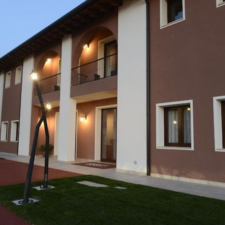 L'Insolito Posto Sabbioncello Bagian luar foto